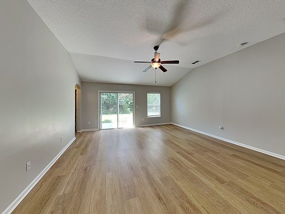 4th image of 244 Bridgeport Ln