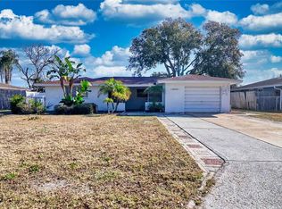 10332 Honeysuckle Ln, Port Richey, FL 34668