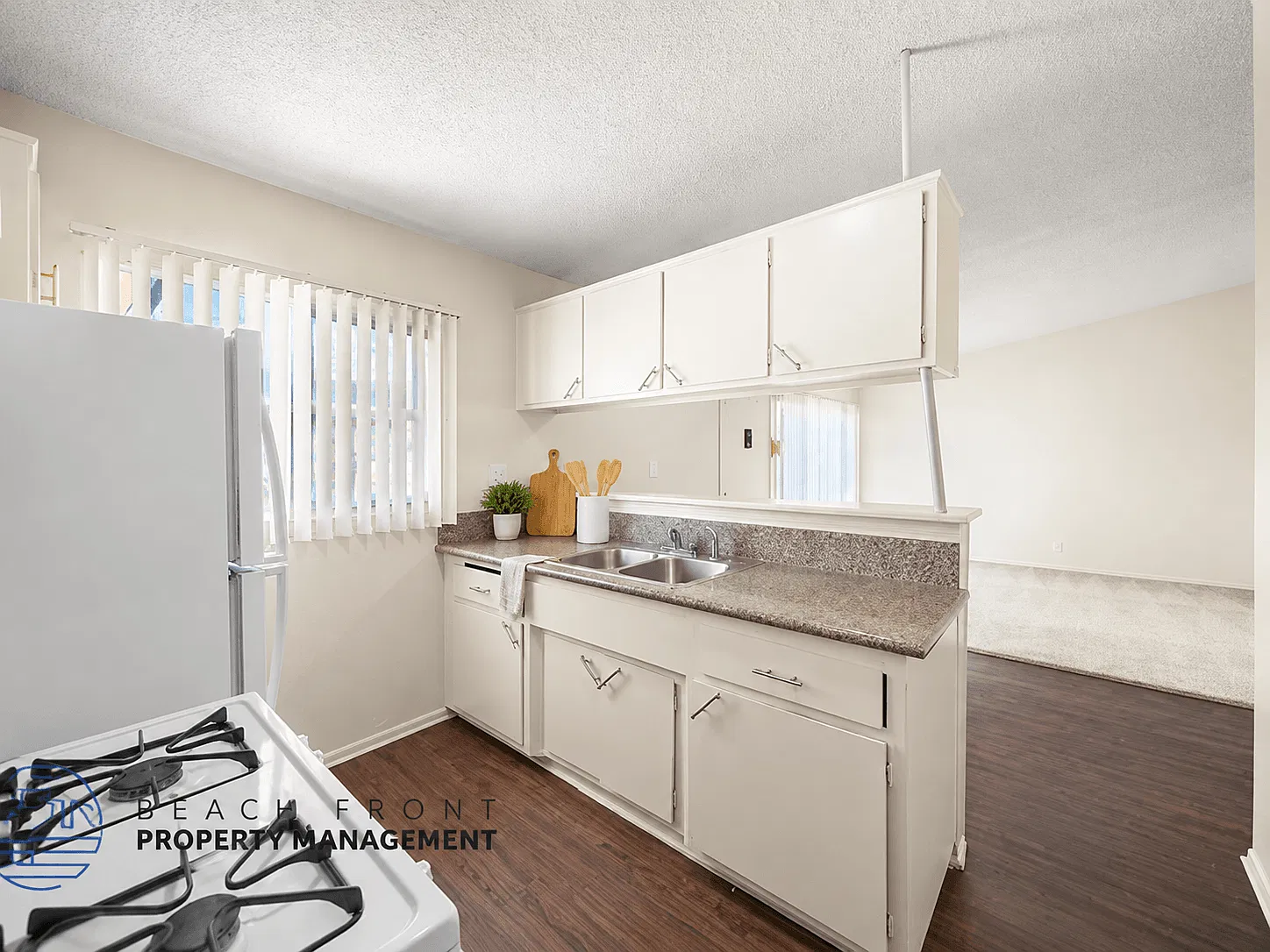 1818 W. El Segundo Blvd. — Photo 2