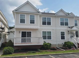 31 Lexington Way, Middletown, NY 10940