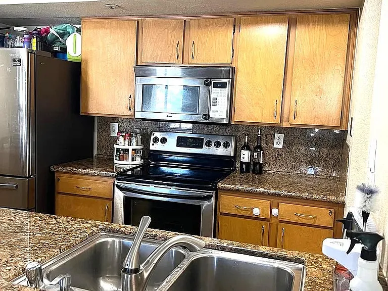 185 Forest Ave #3A — Photo 6