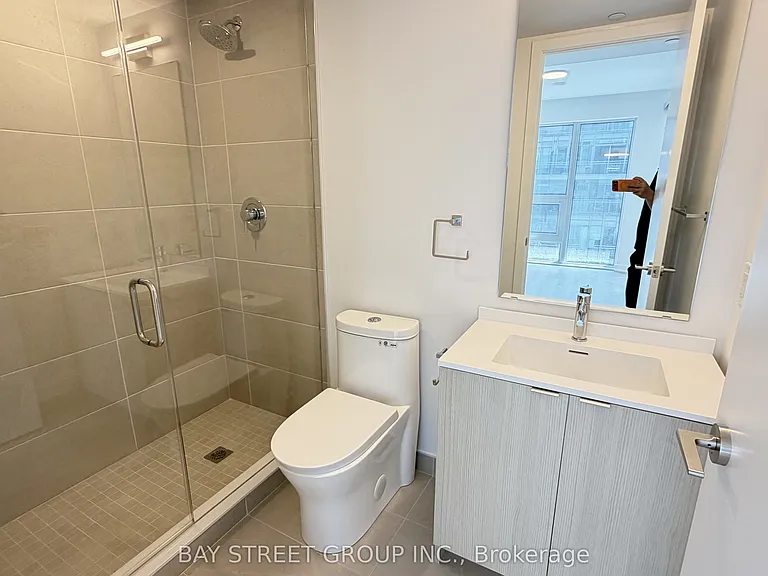 100 Queen St E #905 — Photo 5