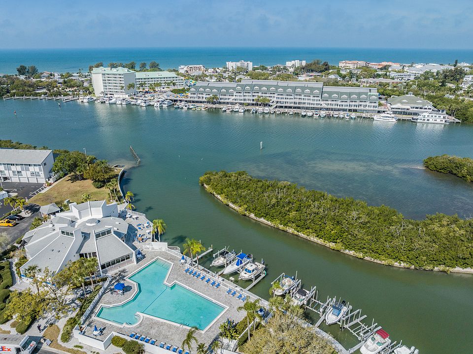 Shipwatch is on the Intracoastal, so close to the beach