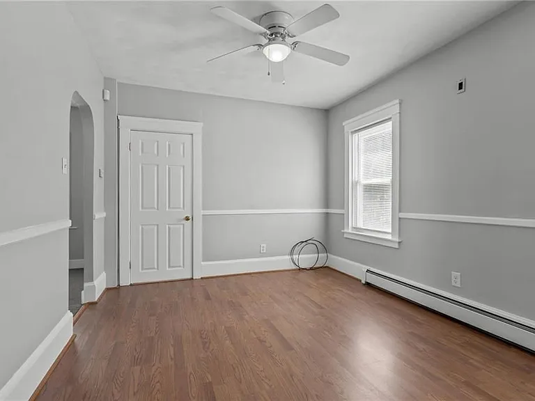 9 Gardner Ave — Photo 11