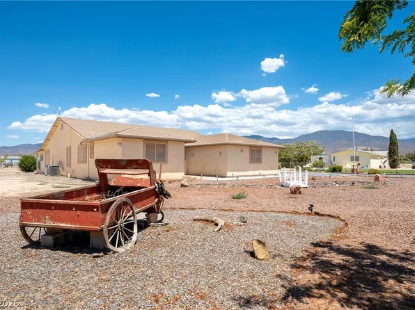 680 McMurray Dr, Pahrump, NV 89060