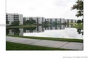 3rd image of 10710 NW 66th St APT 107