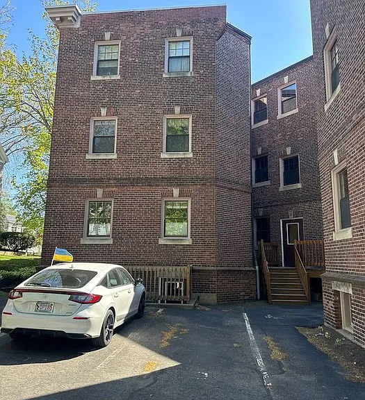 169 Washington St #9 — Photo 27