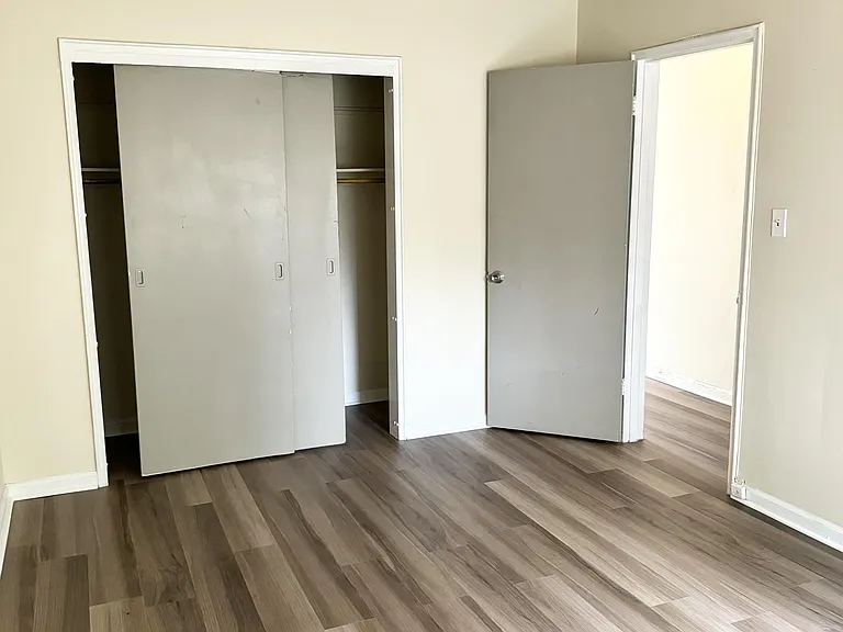701 Greenwood Ave #4 — Photo 6