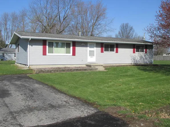 1420 S Greenwood Dr, Monticello, IN 47960