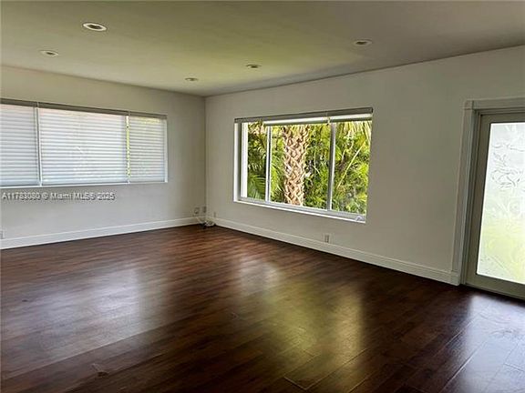 5th image of 234 Washington Dr #0