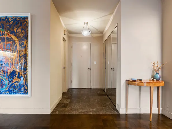 650 Park Avenue 11E image 3 of 19