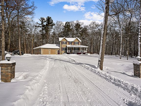 3rd image of 44 Centre Rd