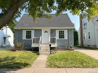 21542 Donaldson St, Dearborn, MI 48124