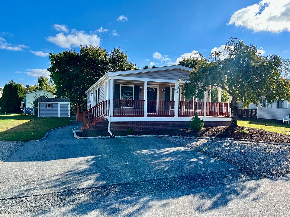 1st image of 6 Hilltop Rd #122