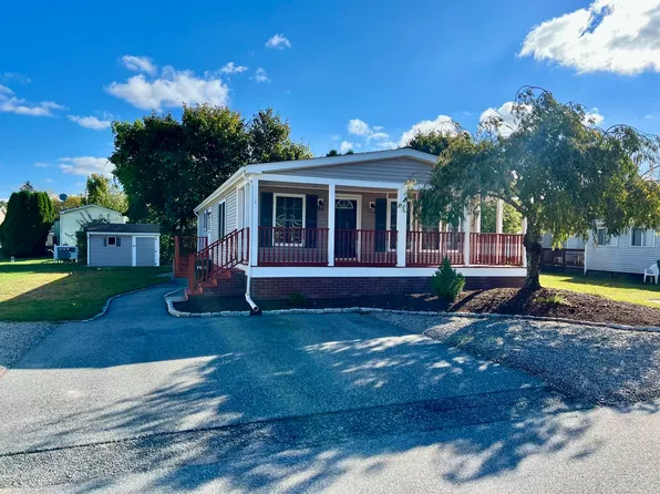 6 Hilltop Rd #122, Plainville, MA 02762