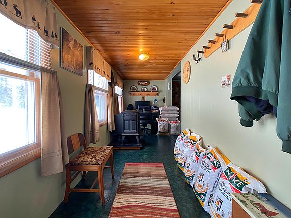 3rd image of 426 Martin Road