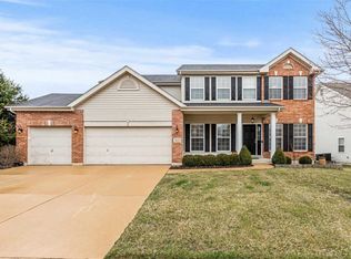 303 Durham Meadows Dr, O'Fallon, MO 63368