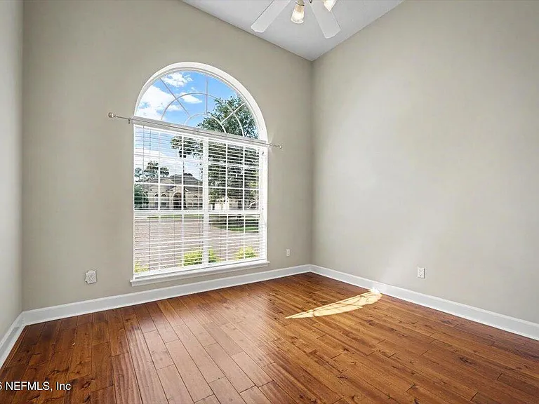 337 S Mill View Way — Photo 37