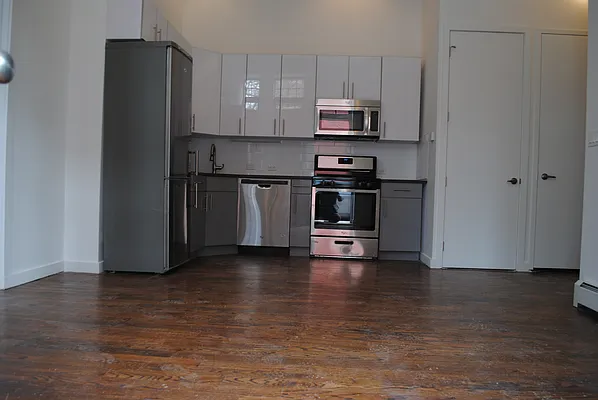 Rented by Urban Ambiance | media 22