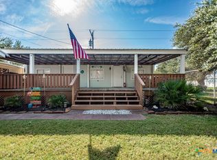 1207 W Madison Ave, Pt Lavaca, TX 77979