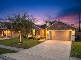 4610 Legends Bay Dr, Baytown, TX 77523
