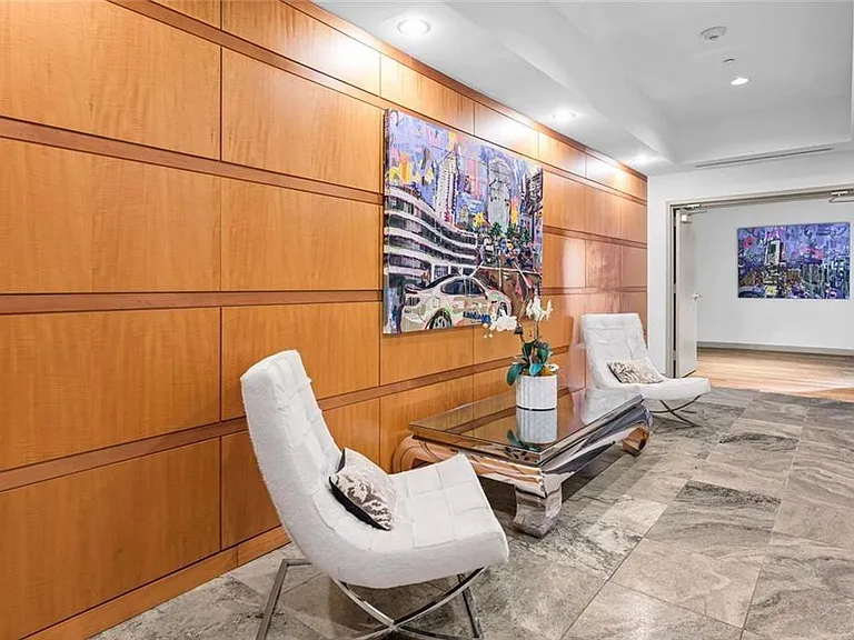 3338 Peachtree Rd NE #1105 — Photo 35