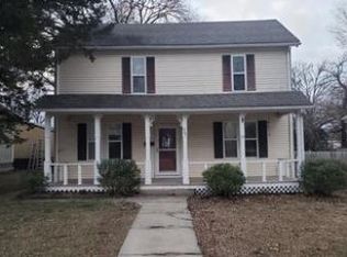405 S Main St, Clinton, MO 64735