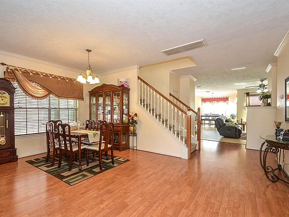 5th image of 14811 Wayson Dr