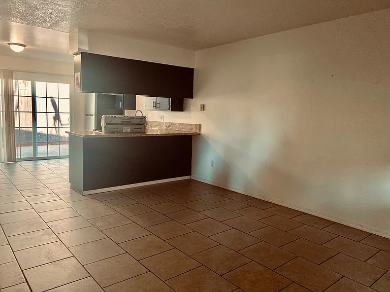 350 Pismo Street — Photo 4