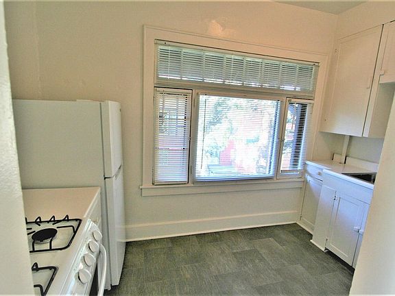 4th image of 1125 N Marion St APT 8