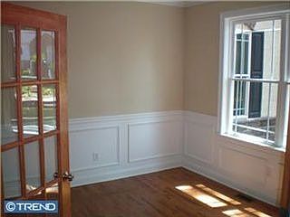 2nd image of 840 Gregory Rd