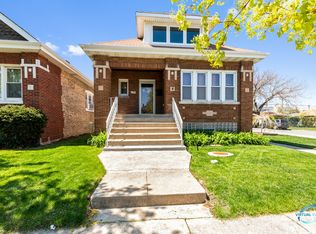 1902 East Ave, Berwyn, IL 60402
