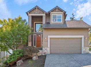 13006 SW Rockingham Dr, Tigard, OR 97223