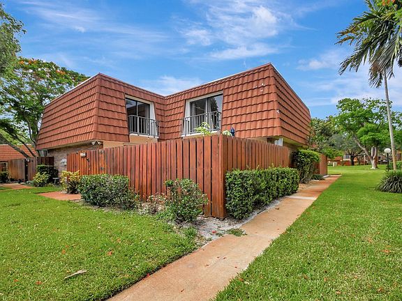 5th image of 1825 San Juan Drive #16-A