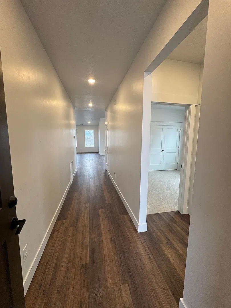 Brand New Ekko View Estates 3 Bedroom Home! — Photo 4