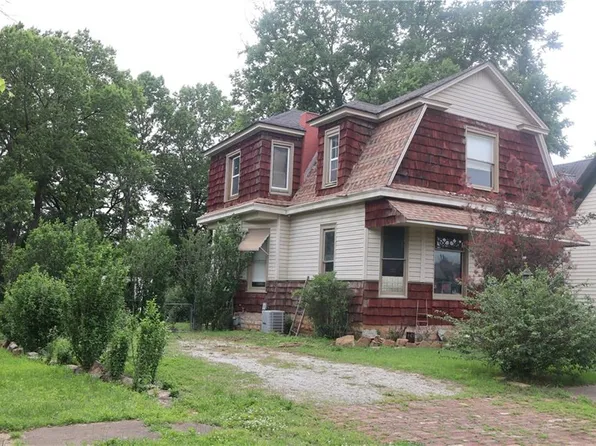 6 S Holbrook St, Fort Scott, KS 66701