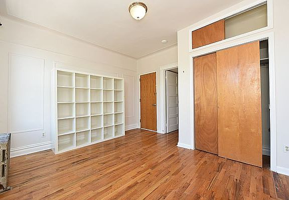 4th image of 30-41 41st St #3R