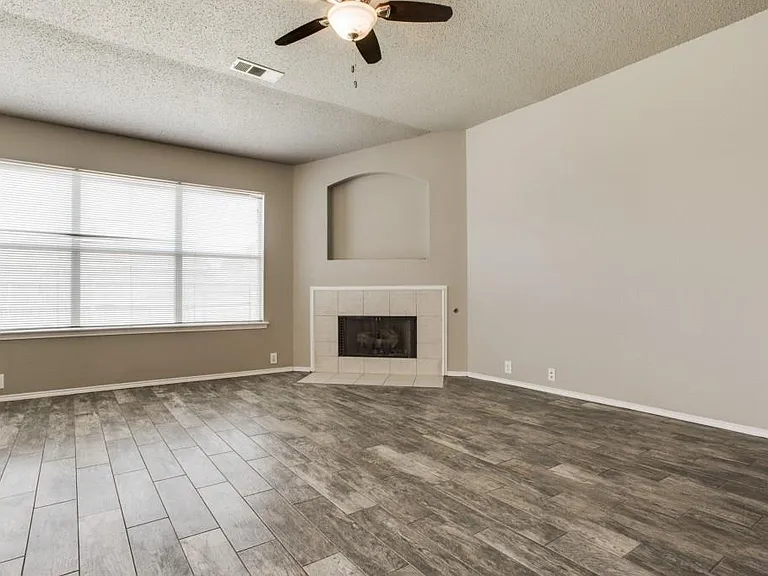 2405 Tailburton Ct — Photo 12
