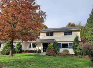 25 Meadow Ave, Cornwall On Hudson, NY 12520