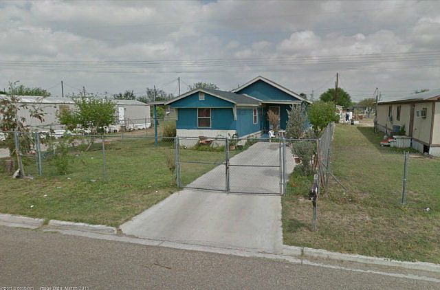 2nd image of 2903 Borders Dr
