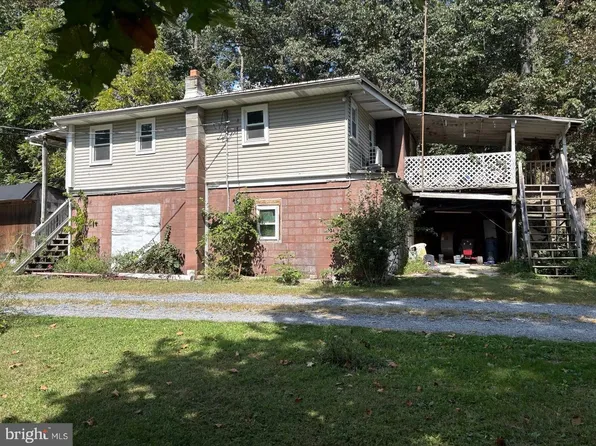 45 Waterside Dr, Carlisle, PA 17015