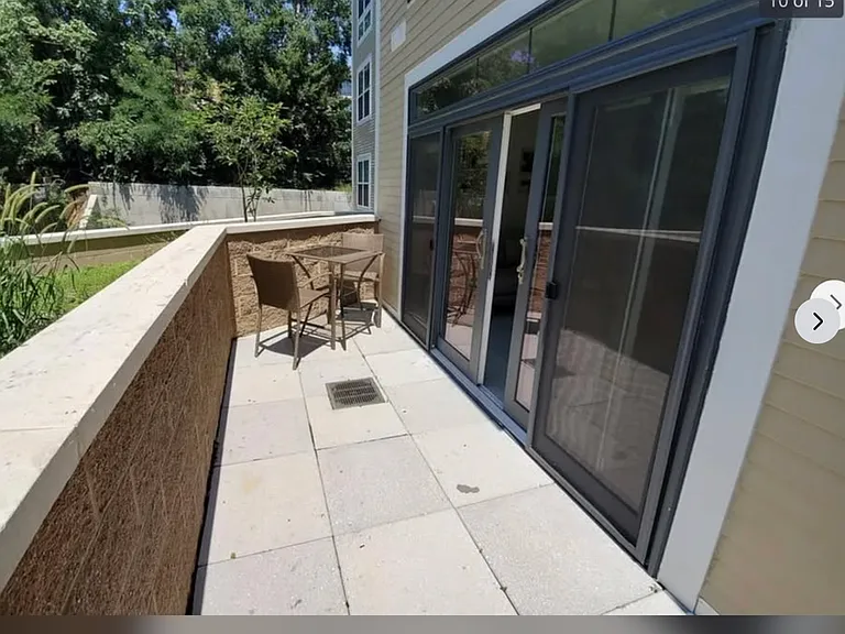 989 S Buchanan St — Photo 2