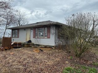 2799 Mell Ridge Rd, Greensburg, KY 42743