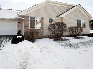 4055 Beaver Dam Rd, Eagan, MN 55122