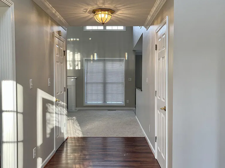 2605 Steeplechase Ct — Photo 2