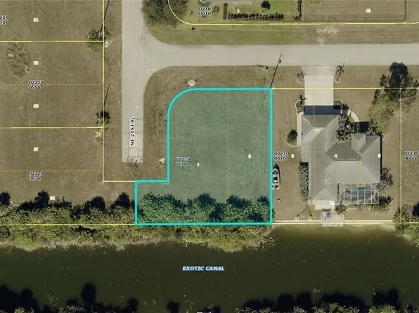 2122 NE 18th St, Cape Coral, FL 33909