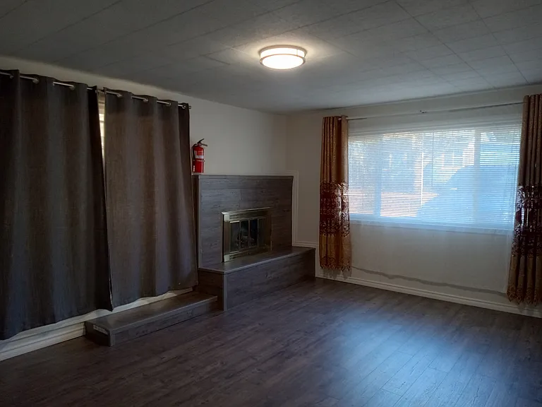 14480 Robinson Ave — Photo 4