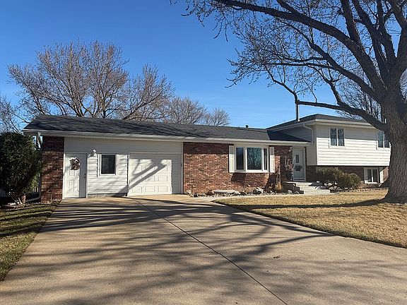 2nd image of 1017 Waynoka St