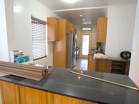 5th image of 63-72 78th St #Middle