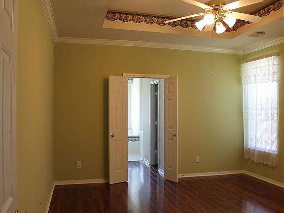 5th image of 4314 Chestnut Grv
